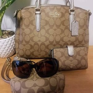 Authentic Coach purse Set